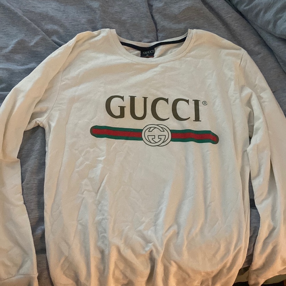 “Gucci” sweatshirt